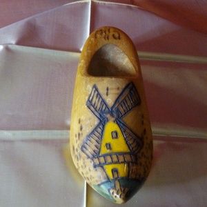 Dutch wooden wall sconce vintage